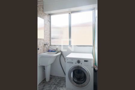 Apartamento à venda com 61m², 2 quartos e 1 vaga Apartamento à venda com 61m², 2 quartos e 1 vagaÁrea de Serviço