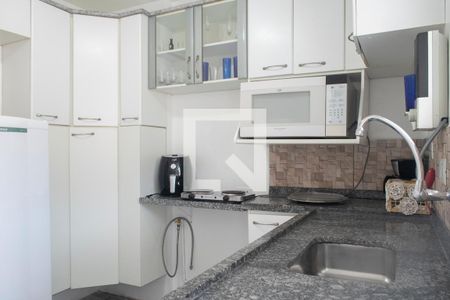 Apartamento à venda com 61m², 2 quartos e 1 vaga Apartamento à venda com 61m², 2 quartos e 1 vagaCozinha