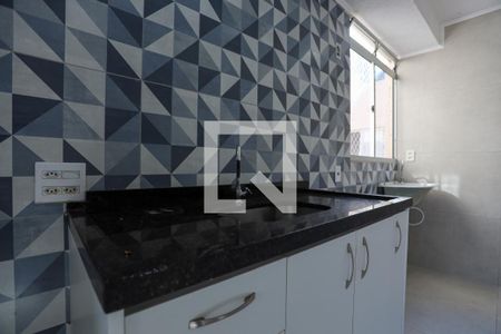 Cozinha de apartamento para alugar com 2 quartos, 40m² em Jardim Petrópolis, Cotia