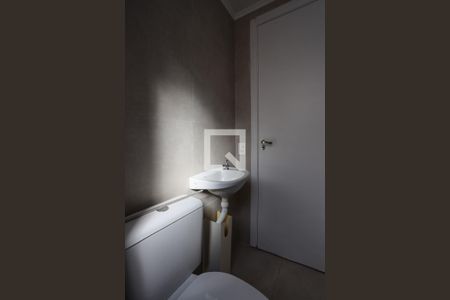 Apartamento para alugar com 40m², 2 quartos e 1 vaga Apartamento para alugar com 40m², 2 quartos e 1 vagaBanheiro - detalhes