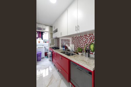 Cozinha de apartamento à venda com 2 quartos, 70m² em Vila Uberabinha, São Paulo