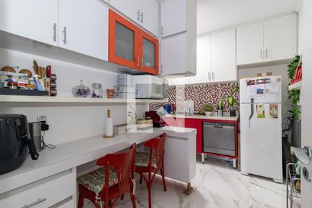 Cozinha de apartamento à venda com 2 quartos, 70m² em Vila Uberabinha, São Paulo