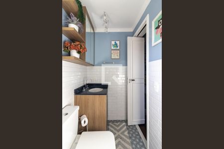 Banheiro Social de apartamento à venda com 2 quartos, 70m² em Vila Uberabinha, São Paulo