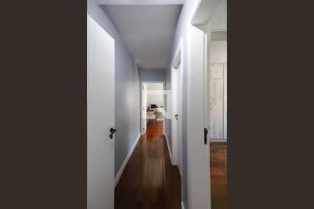 Apartamento à venda com 200m², 3 quartos e 3 vagasCorredor