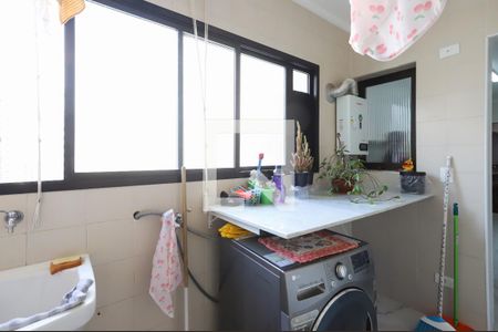 Apartamento à venda com 200m², 3 quartos e 3 vagasLavanderia