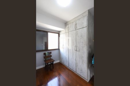 Apartamento à venda com 200m², 3 quartos e 3 vagasCloset