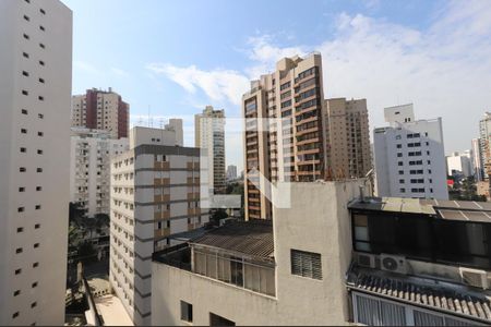 Apartamento à venda com 200m², 3 quartos e 3 vagasVista