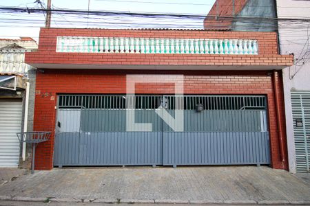 Fachada de casa à venda com 4 quartos, 300m² em Jardim Helena, São Paulo