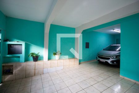Garagem de casa à venda com 4 quartos, 300m² em Jardim Helena, São Paulo