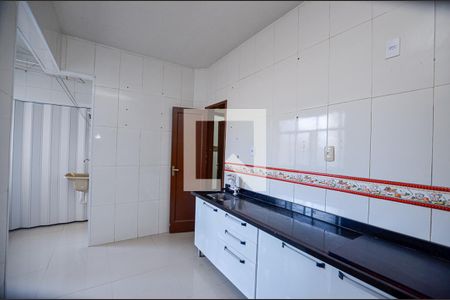 Apartamento à venda com 95m², 3 quartos e sem vagaCozinha