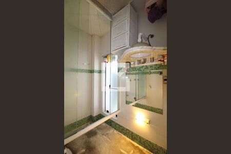 Casa de condomínio à venda com 523m², 4 quartos e 1 vagaBanheiro do Quarto 4 - Suíte