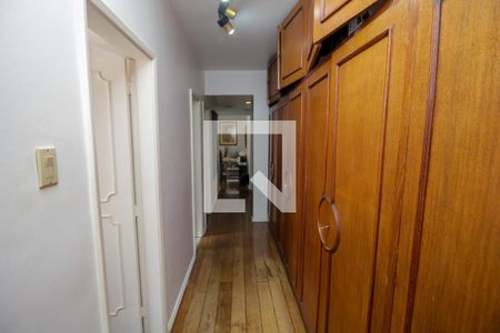 Apartamento à venda com 202m², 3 quartos e 1 vagaCorredor