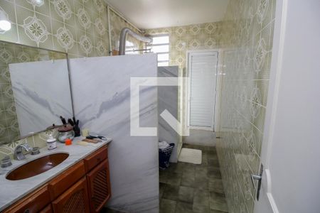 Apartamento à venda com 202m², 3 quartos e 1 vagaBanheiro Social
