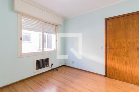 Dormitório  de apartamento à venda com 3 quartos, 97m² em Petrópolis, Porto Alegre