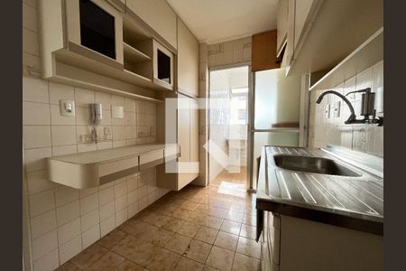 Apartamento à venda com 55m², 2 quartos e 1 vagaCozinha 