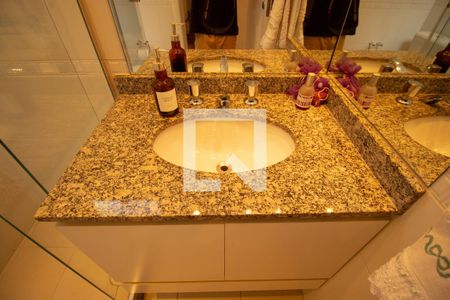 Apartamento para alugar com 118m², 3 quartos e 3 vagasBanheiro da Suíte 2