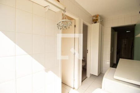 Apartamento para alugar com 118m², 3 quartos e 3 vagasÁrea de Serviço