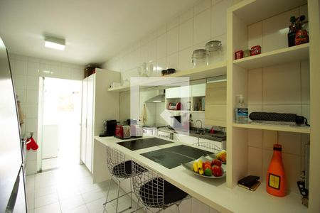 Apartamento para alugar com 118m², 3 quartos e 3 vagasCozinha