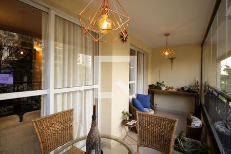 Apartamento para alugar com 118m², 3 quartos e 3 vagasVaranda da Sala