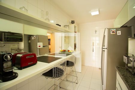 Apartamento para alugar com 118m², 3 quartos e 3 vagasCozinha