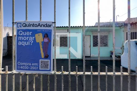 Casa à venda com 367m², 3 quartos e 3 vagasFachada