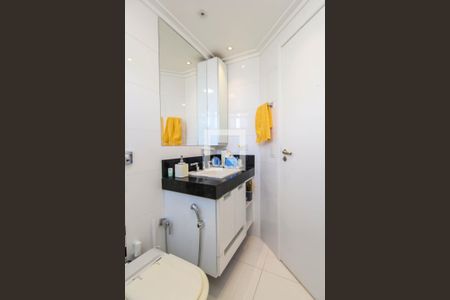 Apartamento à venda com 156m², 2 quartos e 2 vagasBanheiro da Suíte