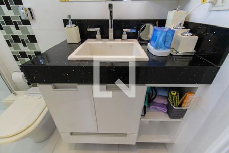 Apartamento à venda com 156m², 2 quartos e 2 vagasBanheiro da Suíte