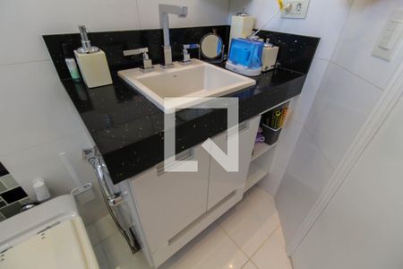 Apartamento à venda com 156m², 2 quartos e 2 vagasBanheiro da Suíte