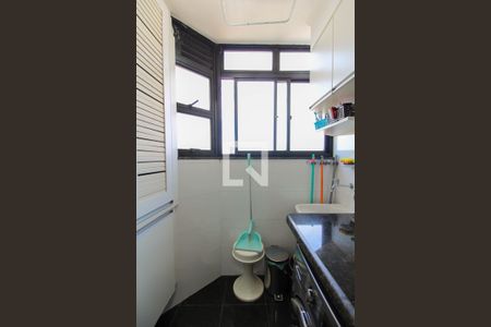 Apartamento à venda com 156m², 2 quartos e 2 vagasÁrea de Serviço