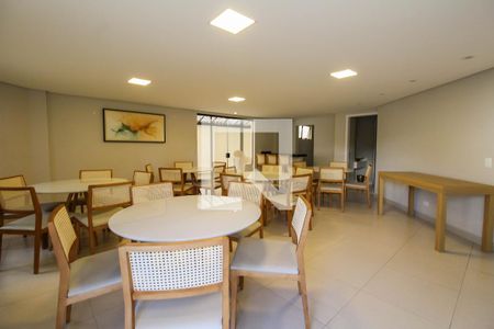 Apartamento à venda com 156m², 2 quartos e 2 vagasSalão de Festas