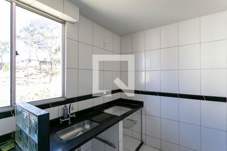 Apartamento para alugar com 51m², 2 quartos e 1 vaga Apartamento para alugar com 51m², 2 quartos e 1 vagaCozinha e Área de Serviço
