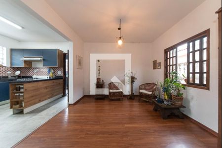 Sala de casa para alugar com 3 quartos, 340m² em Suíssa, Ribeirão Pires