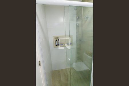 Apartamento para alugar com 70m², 2 quartos e 1 vaga Apartamento para alugar com 70m², 2 quartos e 1 vagaBanheiro da Suíte