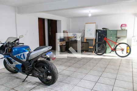 Garagem de apartamento para alugar com 3 quartos, 300m² em Centro, São Leopoldo