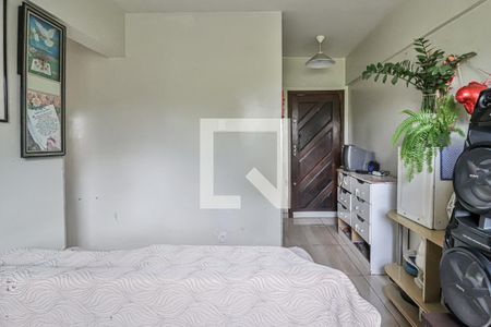 Sala de apartamento à venda com 3 quartos, 68m² em Fernão Dias, Belo Horizonte