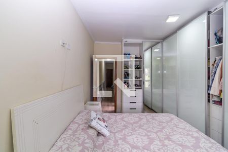 Casa à venda com 150m², 3 quartos e 3 vagasQuarto 3 - Suíte