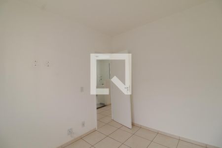 Quarto 1 de apartamento para alugar com 2 quartos, 43m² em Gávea, Uberlândia