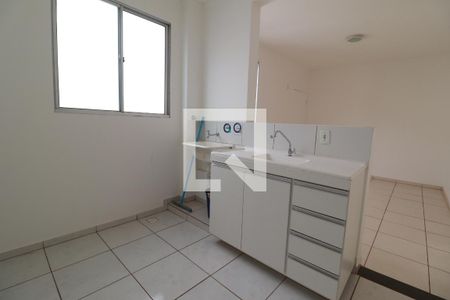 Apartamento para alugar com 43m², 2 quartos e 1 vagaCozinha e Área de Serviço