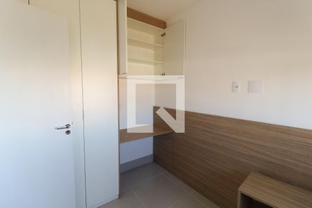 Quarto 1 de apartamento para alugar com 2 quartos, 40m² em Vila Butantã, São Paulo