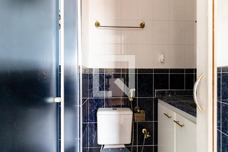 Apartamento à venda com 80m², 3 quartos e 1 vaga Apartamento à venda com 80m², 3 quartos e 1 vagaBanheiro da Suíte