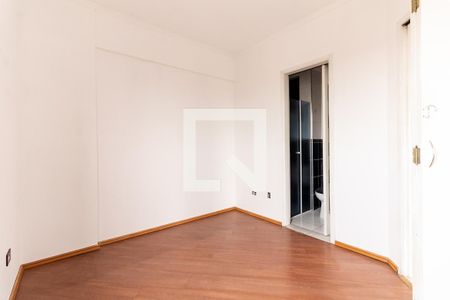 Apartamento à venda com 80m², 3 quartos e 1 vaga Apartamento à venda com 80m², 3 quartos e 1 vagaSuíte