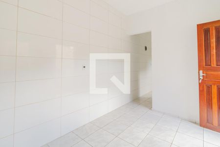 Cozinha de kitnet/studio para alugar com 1 quarto, 34m² em Vila Genioli, São Paulo