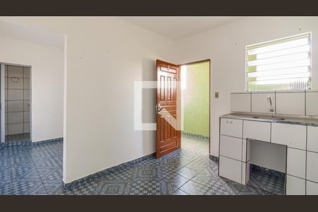 Cozinha de kitnet/studio para alugar com 1 quarto, 39m² em Vila Genioli, São Paulo