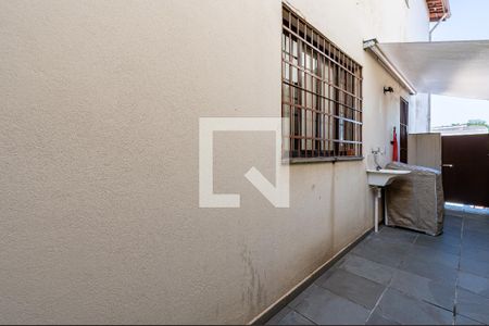 Casa à venda com 185m², 3 quartos e 3 vagasÁrea de Serviço