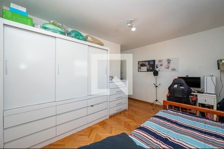 Casa à venda com 185m², 3 quartos e 3 vagasSuíte 3