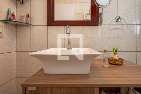 Casa à venda com 185m², 3 quartos e 3 vagasBanheiro da Suíte 1