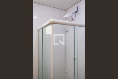 Banheiro corredor de apartamento para alugar com 2 quartos, 55m² em Ingleses do Rio Vermelho, Florianópolis