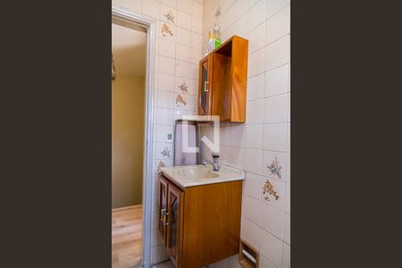 Casa à venda com 106m², 3 quartos e 2 vagasBanheiro Social