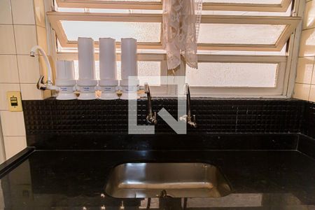 Casa à venda com 106m², 3 quartos e 2 vagasCozinha - Pia