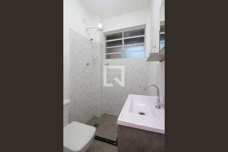 Banheiro de kitnet/studio à venda com 0 quarto, 30m² em Vila Buarque, São Paulo